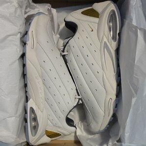 Men's White and Gold Athletic Shoes